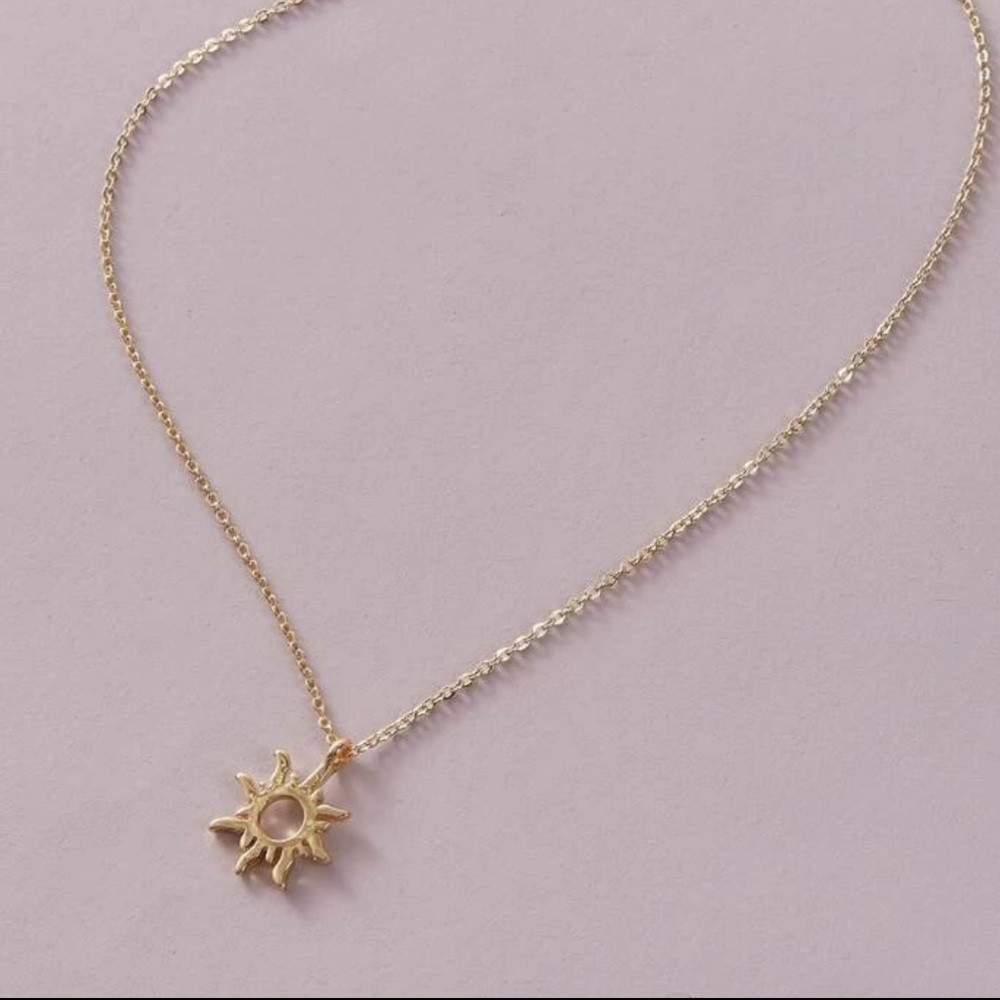 Good Vibes Only Necklace - Picture 2 of 4